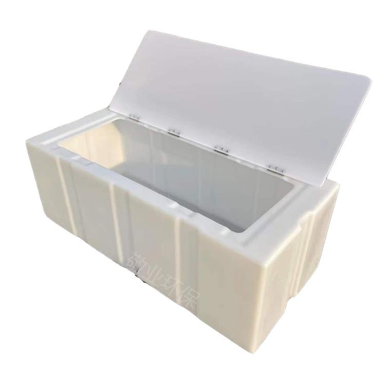 TRANSPORTATION OF FISH AND FISH 700L TO FILL OUT A BUCKET OF OPEN-DOOR FISHING TANKS 100L CAR TRUNKS TO FISH AND FEED TANKS